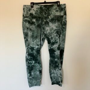 Lululemon Teal Diamond Dye Align Leggings with Pockets 25” Size 18 Like New